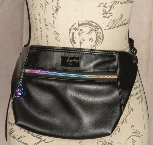 Dayna Fanny Pack - Black - Small